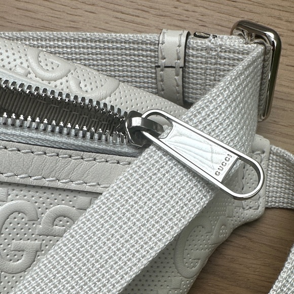 Gucci Ivory Embossed Logo Belt Bag - Picture 9 of 15